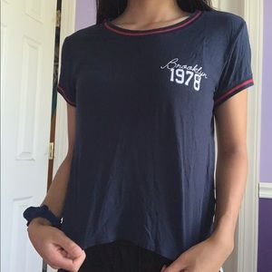 Brooklyn navy crop tee